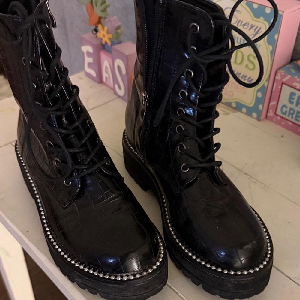 Black Lace-Up Platform Combat Boots Womans 6.5 - Picture 2 of 7